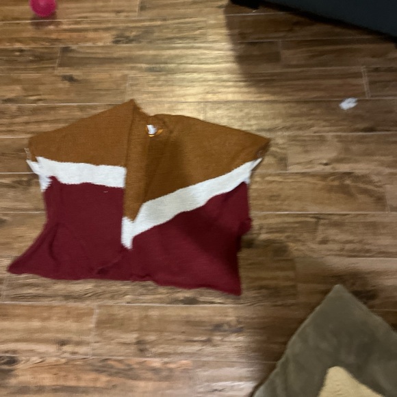 Shawl - Picture 1 of 1